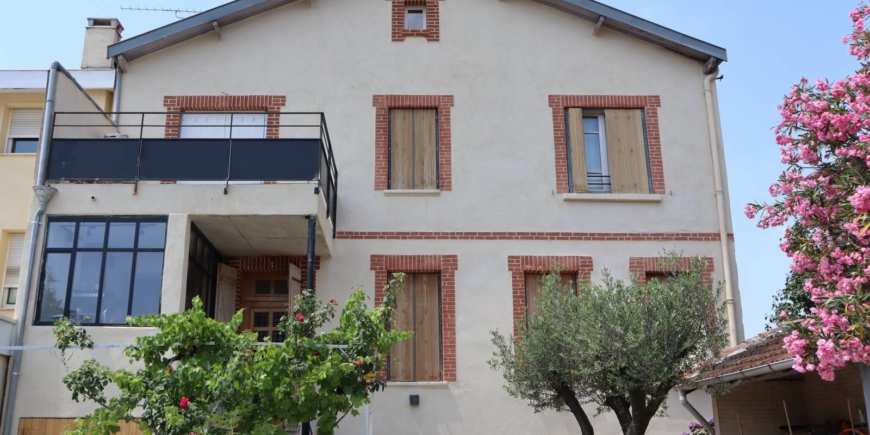 Rénovation de façade d’une maison toulousaine en centre ville de Toulouse en Haute-Garonne (31)