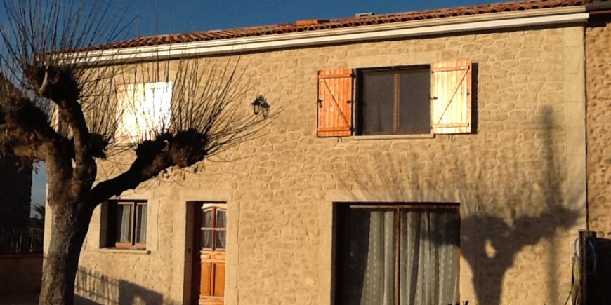 Façade enduit chaux et façon pierres à Pamiers en Ariège (09)