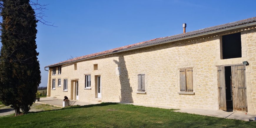 Rénovation de façades en imitation pierres sur l’axe Belpech, Mirepoix, Castelnaudary