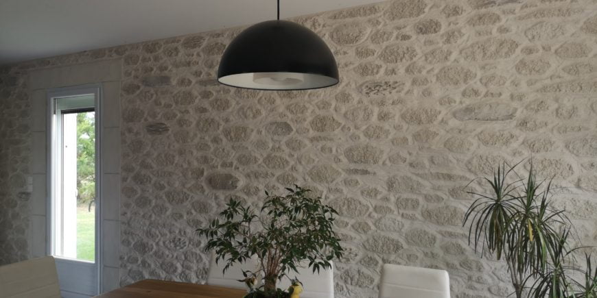 Mur intérieur en décoration pierres, Saint-Gaudens, Haute-Garonne (31)