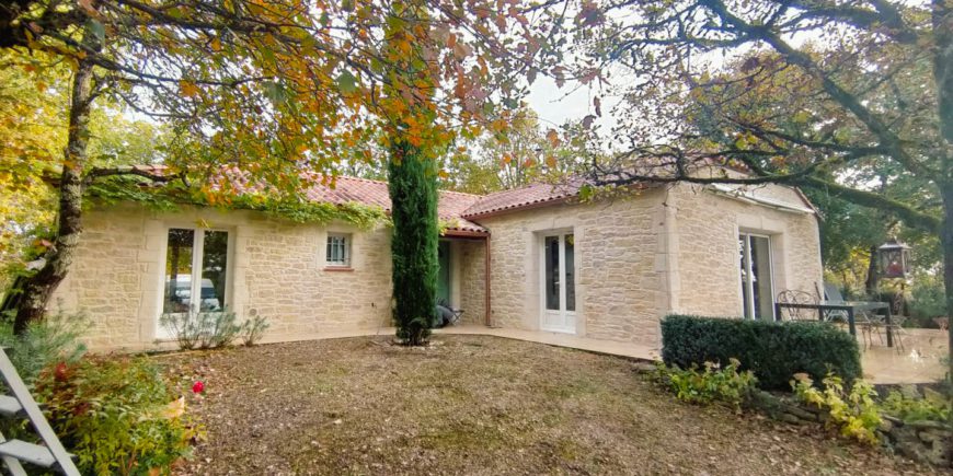 Rénovation de façade en imitation pierres à la limite du Tarn et Garonne (82) et du Lot (46)