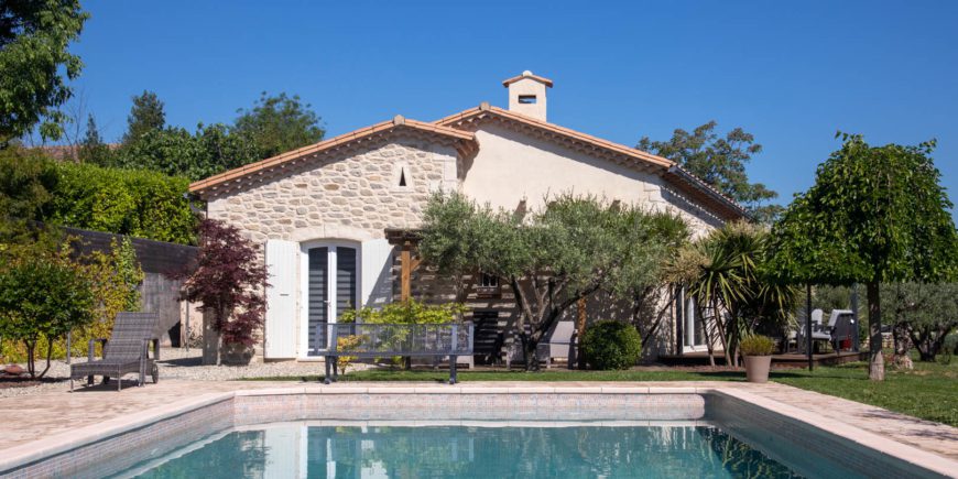 Transformation de façade à Cruviers-Lascours dans le Gard (30)